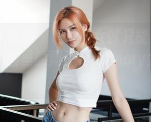 Feilin嗲囡囡 – 谁说兔女郎只能穿可爱衣？私房美图里的周于希dummy太有个性了！