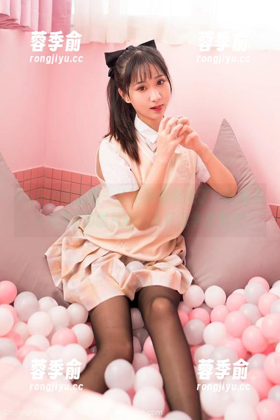 Feilin嗲囡囡 - 水手服福利来了，陈雅漫VICKY的图片真让人怀念学生时代
