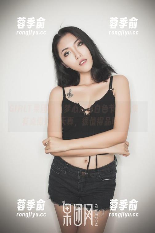 GIRLT果团网 - 梦心月的白色节点合集，有点傲娇的天真，很值得品味哦！
