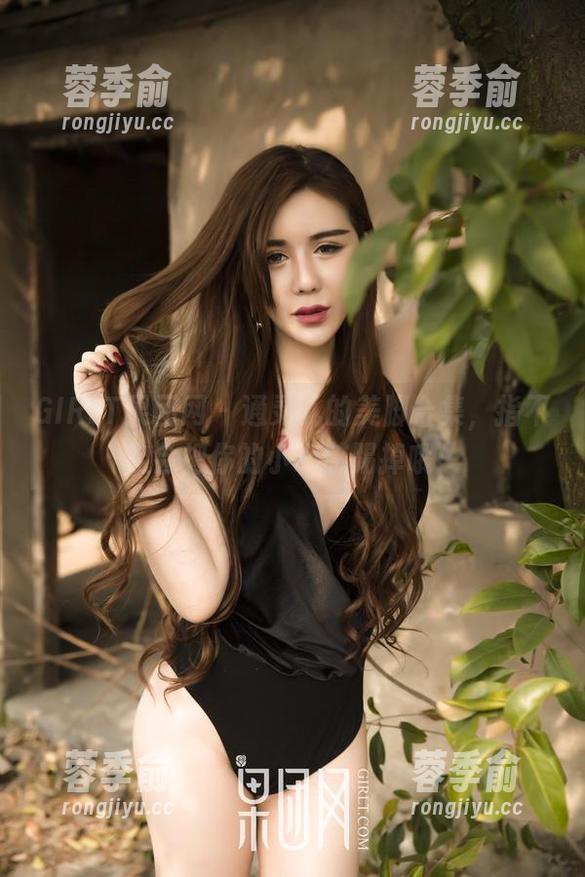 GIRLT果团网 - 通灵儿的美脚合集，指不定会把你的小心脏踢掉哦！