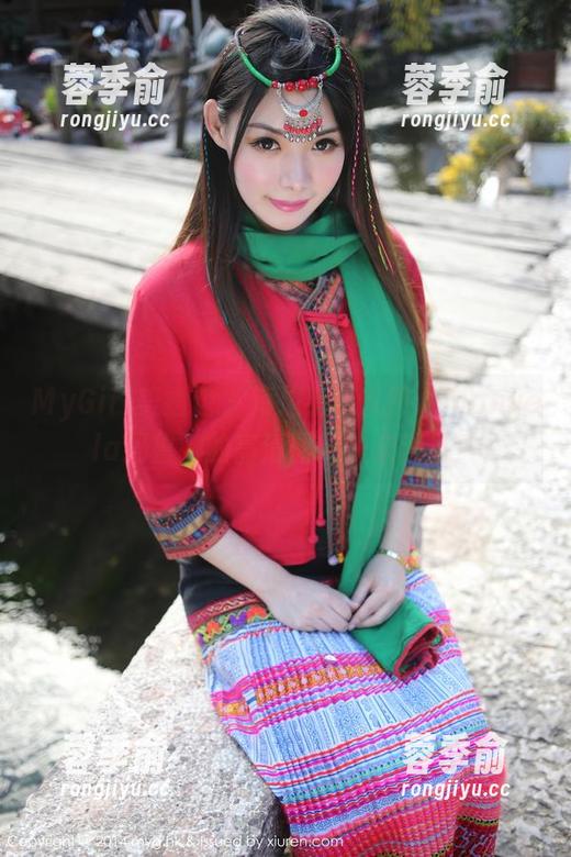 MyGirl美媛馆 - 海边有点儿热，Manuela玛鲁娜的高清图库快来消暑！