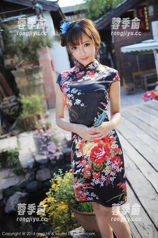 MyGirl美媛馆 - 就冲这组皮衣美图，王馨瑶更新一次又一次也值得！