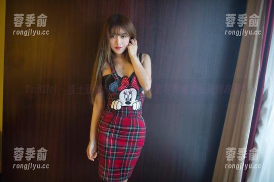TuiGirl - 当土豆姐遇上圣诞：高清写真集里的闹剧高潮！