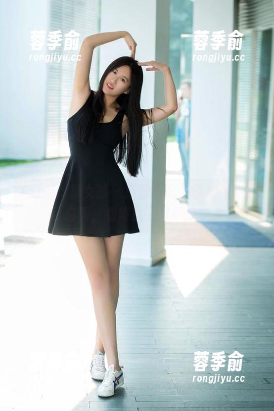 TuiGirl推女郎 - 原图在此，胡允儿的黑白啊，看得我欲罢不能。