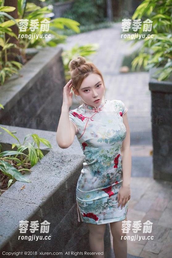 Xiuren秀人网 - 翻阅乔伊joy的牛仔裤作品集，附带你没见过的“牛”气！