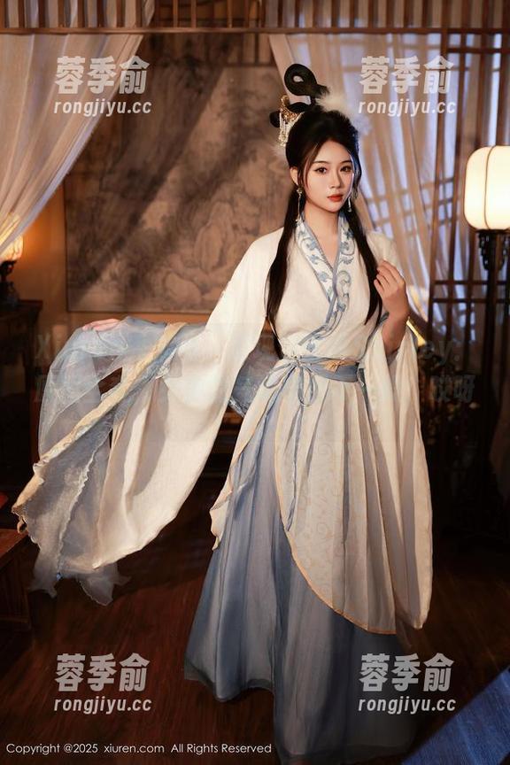 Xiuren秀人网 - 发现伍晓丽Shirley：原图全套，女神的气场果然不一般，哎呀。