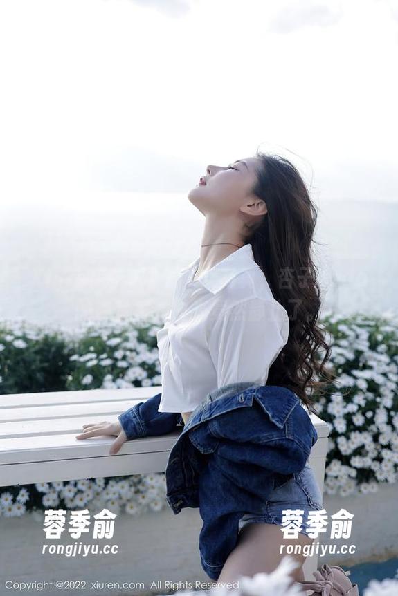Xiuren秀人网-杏子Yada Xiuren秀人网 - 少女写真,杏子Yada的照片里,时光竟然静止了。