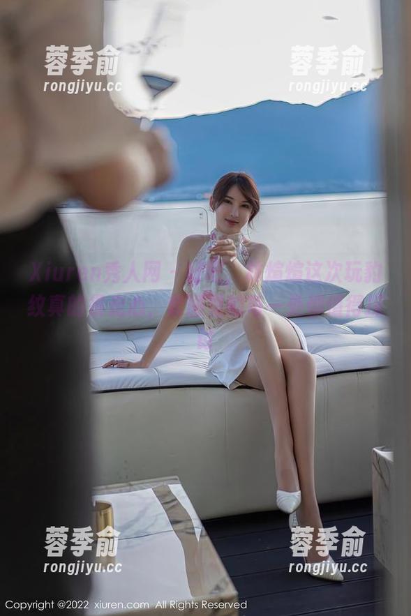 Xiuren秀人网-林煊煊 Xiuren秀人网 - 好吧,林煊煊这次玩豹纹真的很走心,套图里的每一处都值得探讨