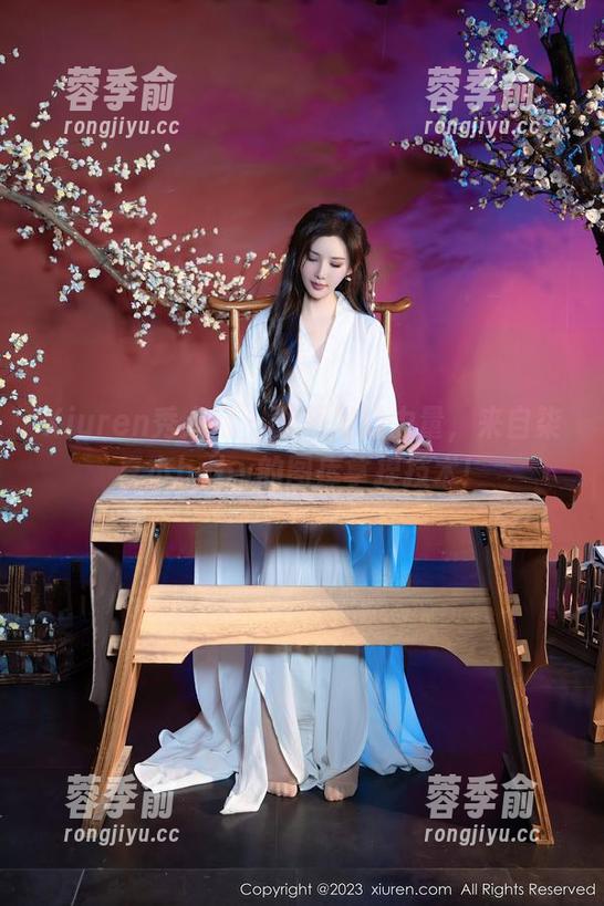 Xiuren秀人网-柒喜小baby Xiuren秀人网 - 双马尾的力量,来自柒喜小baby的图库拿捏技术!