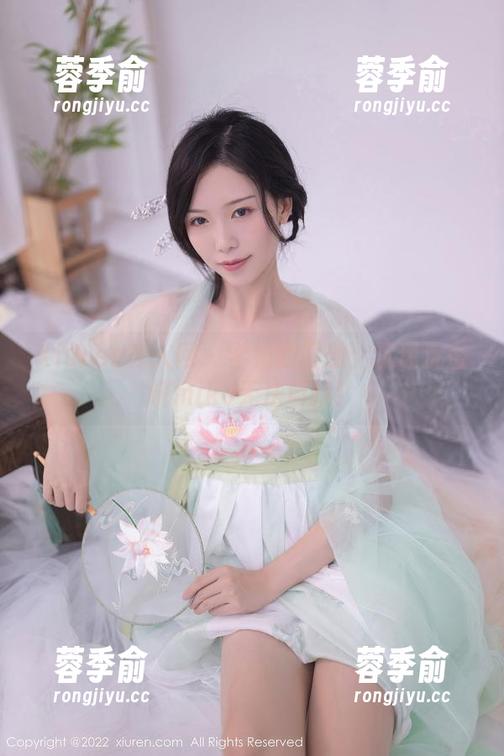 Xiuren秀人网-沈蜜桃miko Xiuren秀人网 - 学姐的图册:沉迷沈蜜桃miko无法自拔!