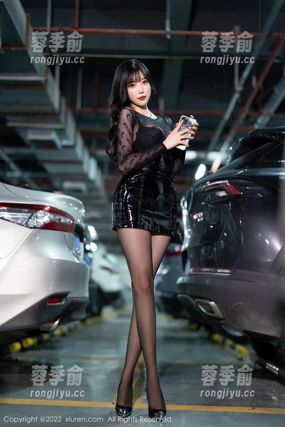 Xiuren秀人网-雨儿baby Xiuren秀人网 - 雨儿baby的高清写真,藏着多少秘密呢?想偷偷翻阅!
