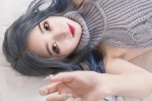eloise软软的碧蓝.伯爵，图包里有没有藏什么小彩蛋？