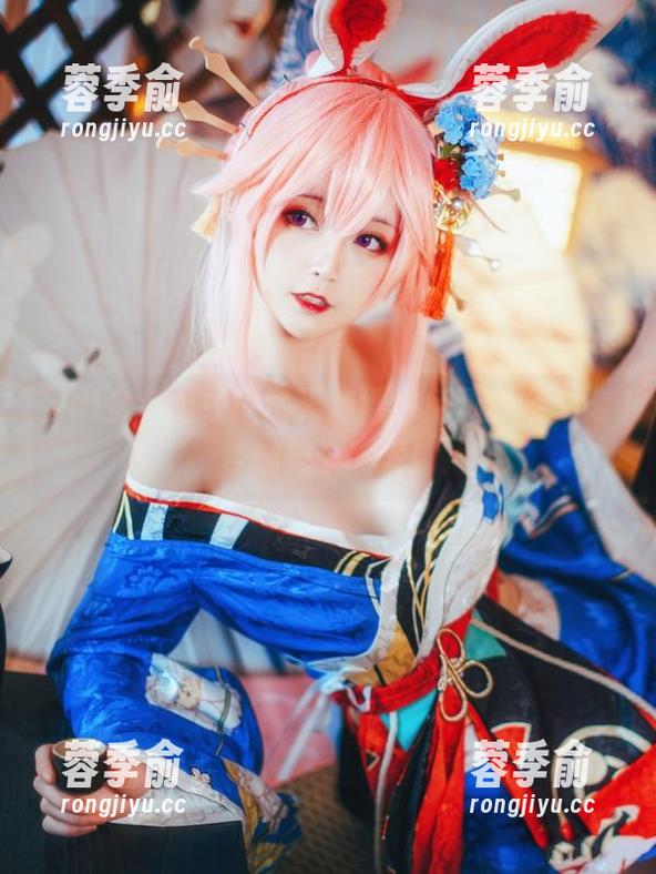 yui金鱼 yui金鱼上线!洛天依婚纱免费套图,做梦都想来一发!