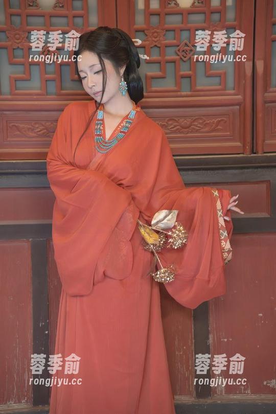 yuuhui玉汇的女孩，明明很平常，却在高清下显得光彩夺目！