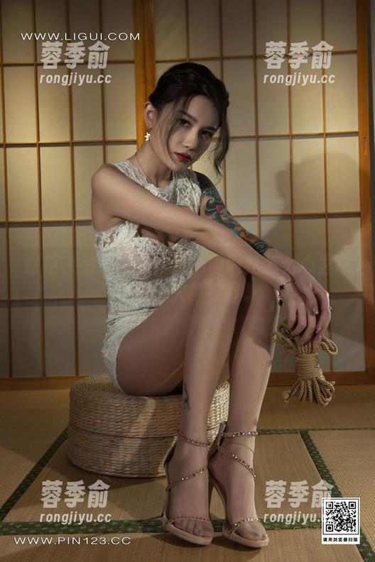 丽柜-小璐璐 丽柜 - 清纯合集?看小璐璐我怎么心里总有点小火苗在冒。