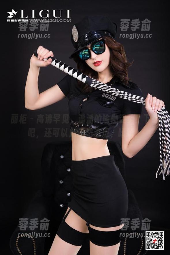丽柜 - 高清罕见，潘潘的瑜伽姿势！下载吧，还可以加油站遍历，嘻嘻！