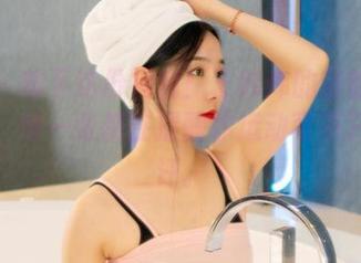 丽柜 – 收下这份福利！王炜炜的最新运动图包，每一张都在提醒你运动可不只是流汗。
