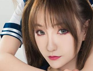 丽柜 – 苏黎的“套图”合集：在双生花的海洋里打卡，意不意外？情缘真的是意外的盘，哈哈！