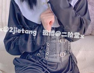 二阶堂宅绘子在线JK校服合集：看着像青春，兴趣却有点偏颇