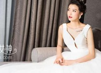 克拉女神 – 盈盈全套写真：黑色，像个谜一样的感觉喔