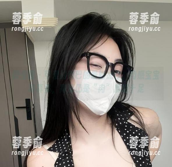 可爱的肉巴 微密圈 - 可爱的肉巴的最新杰作,肉感宝宝写真集,高清仍是“肉”质感十足