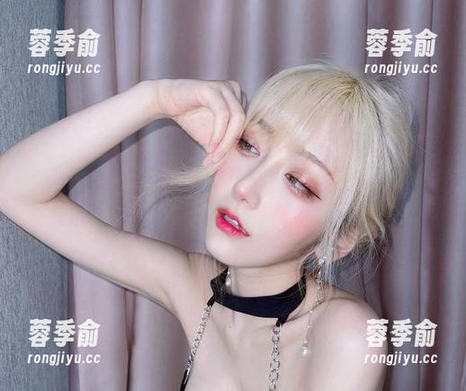啾小妍 啾小妍俏皮上线!免费原图随便拿,不过别怪我没提醒你要看好哦