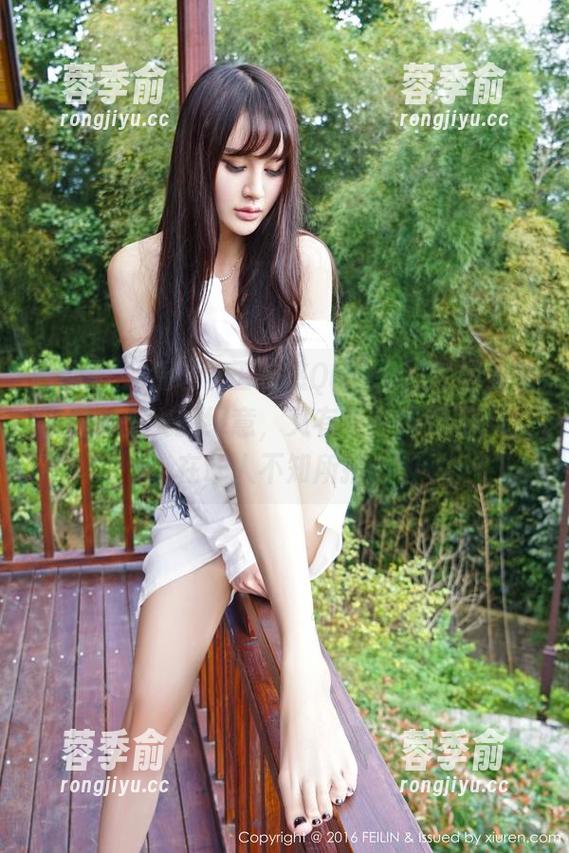 嗲囡囡-王婉悠Queen 嗲囡囡 - 看这个王婉悠Queen的私房图集,既有少女的绿意,又有些许的朦胧,实在让人不知所措。