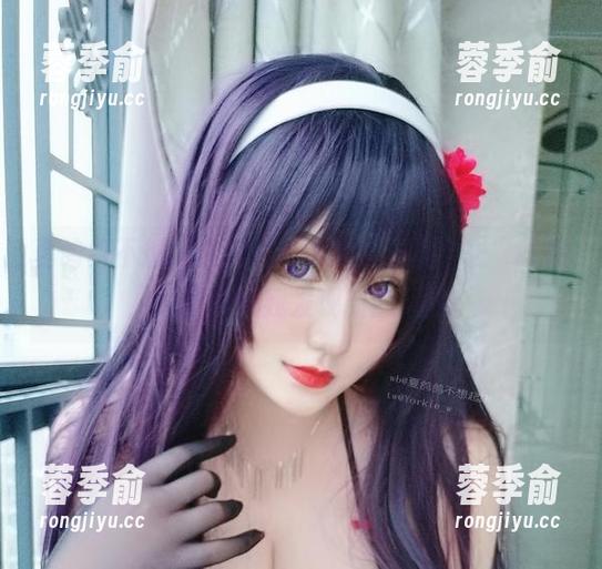 夏鸽鸽不想起床的“白木芽衣子副会长”，呵，原图没让我发现新的风貌。