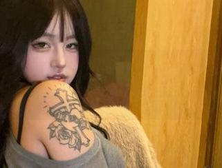 微密圈 – 中秋女仆？小u优优子最新写真让人忍不住感叹，节日不只吃月饼啊！