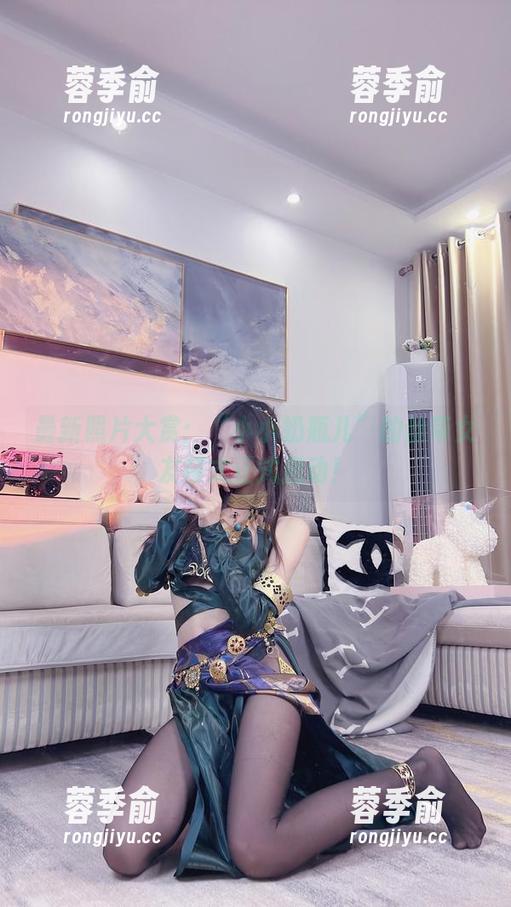 最新照片大赏：“小小奶瓶儿”的丝带女友模式正式启动！