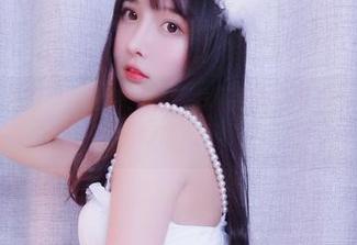 小小奶瓶儿的美脚图包：忽然发现原来也可以对美脚有满满的好奇和赞叹。