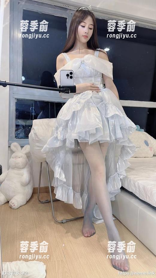 小萌子 微密圈 - 小萌子私拍女仆套图,打工真的不易啊!