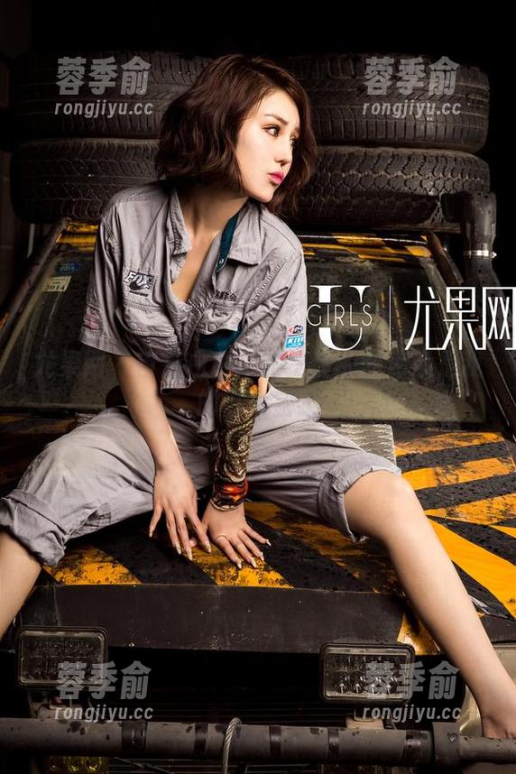 尤果网 - 首选白色！张之龄的图库可是我的私人宝藏