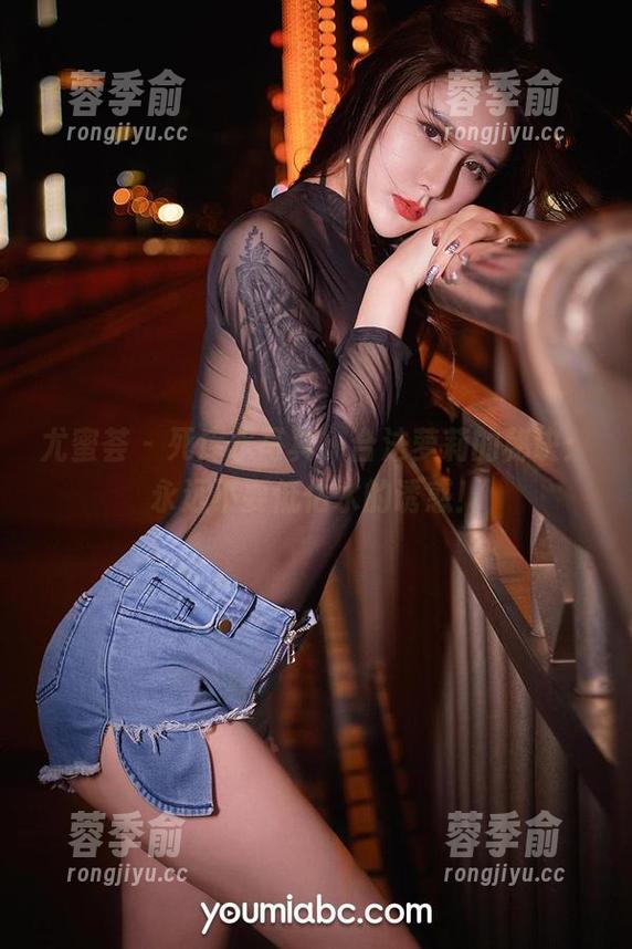 尤蜜荟-合法萝莉 尤蜜荟 - 死库水写真,合法萝莉的秘诀:永远不要低估水的诱惑!