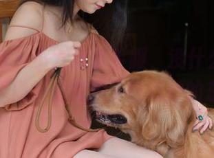 异思趣向 – 小六这水手服，没什么不一样，但原图好像暗藏了些巧妙的东西。