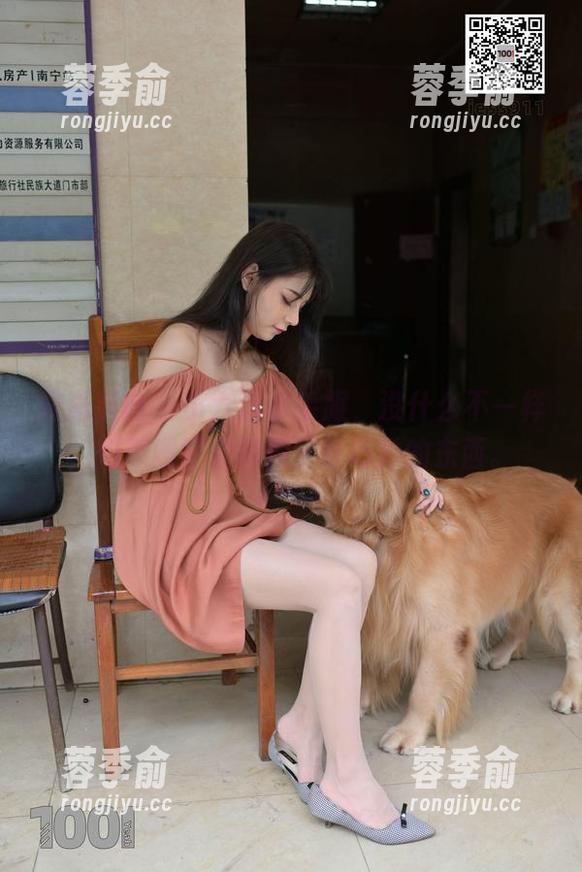 异思趣向-小六 异思趣向 - 小六这水手服,没什么不一样,但原图好像暗藏了些巧妙的东西。