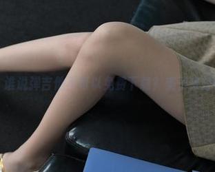 异思趣向 – 谁说弹吉他不可以免费下载？美子来打破常规了！
