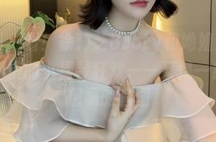 微密圈 – 看！徐莉芝Booty和她姐姐共同出谋划策的小提琴狂欢——又是一组超乎想象的套图