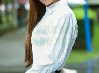 推女郎 – 王李丹尼的高清瑜伽套图：扭腰的神奇力量