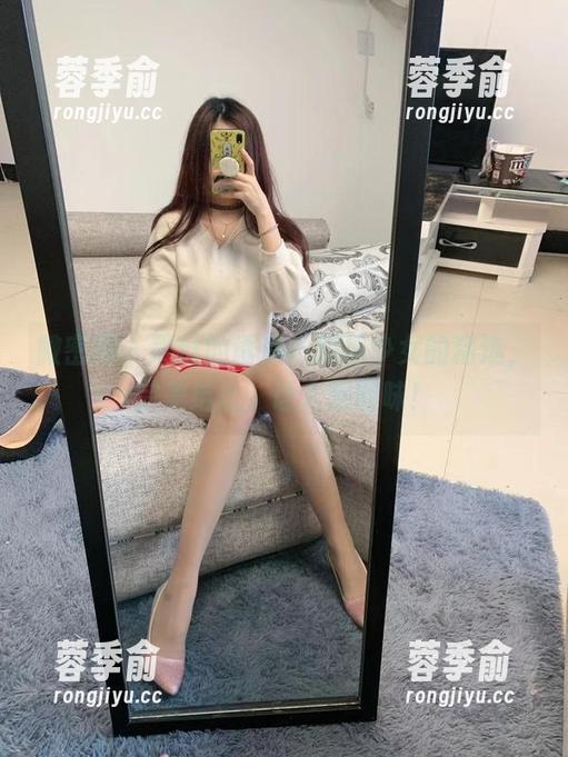 微密圈 - 黑丝的诱惑，提袜少女的精选，完美结合，让人想回味！