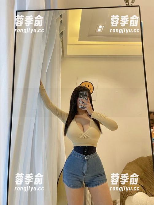 是可馨吖 微密圈 - 看!是可馨吖的最新写真——白裙飘逸得好像穿越了时空!一秒化身仙女