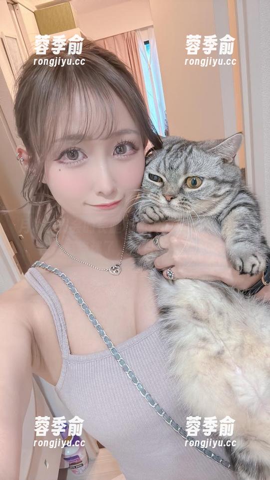 月城委员会 月城委员会的长腿和照片的真实性,我现在是有点迷了,图包越看越精致。