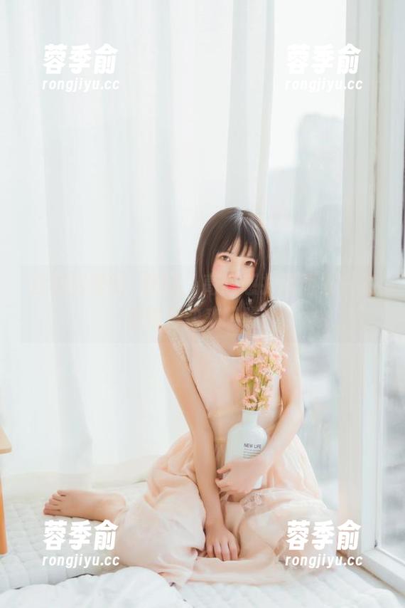 白衬衫里的桜桃喵，高级感扑面而来，高清图集快来瞧瞧！