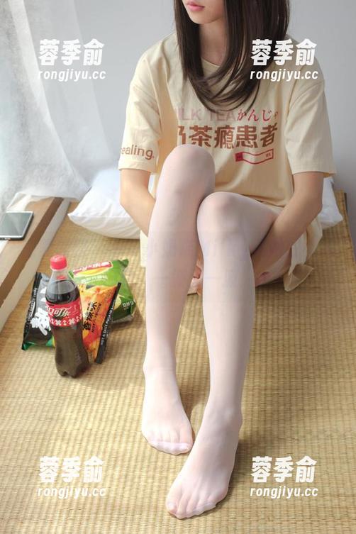 森萝财团-小奶糕Milky 森萝财团 - 看!小奶糕Milky和她的女孩福利,一波又一波!