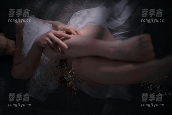 樱晚gigi 动态稳定,樱晚gigi的威士忌旋律在高清写真集里肆意舞动,给你那种恍惚。