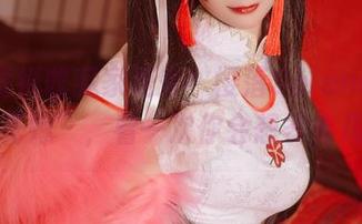 高清壁纸收藏家速来！樱落Selena的“大凤花嫁”，看一次你会想多看几眼。