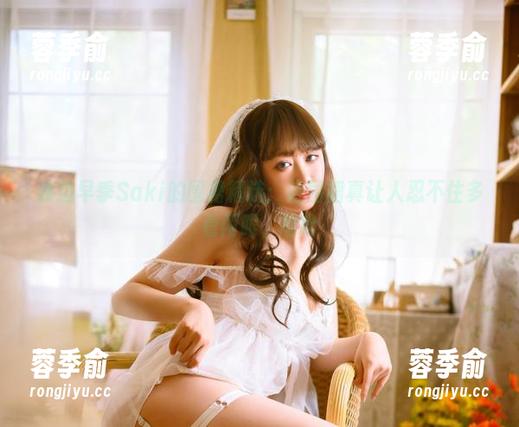 渡边早季Saki 渡边早季Saki的围裙精选:这围裙真让人忍不住多看两眼,哈哈