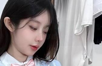 微密圈 – 火龙果羊的全套睡衣写真，适合在床上思考人生……不做其他事哦