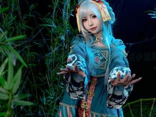 爆机少女喵小吉的教室：高清画面，有点小迷糊