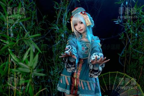 爆机少女喵小吉的教室：高清画面，有点小迷糊